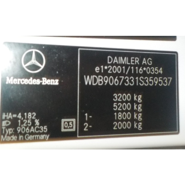 Glove box Mercedes-Benz Sprinter 3/5t (906.73) (2006 - 2009) Bus 311 CDI 16V (OM646.985)
