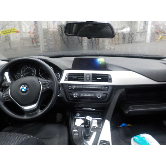 Seatbelt left front BMW 3 serie (F30) (2012 - 2018) Sedan 320i 2.0 16V (N20-B20A)