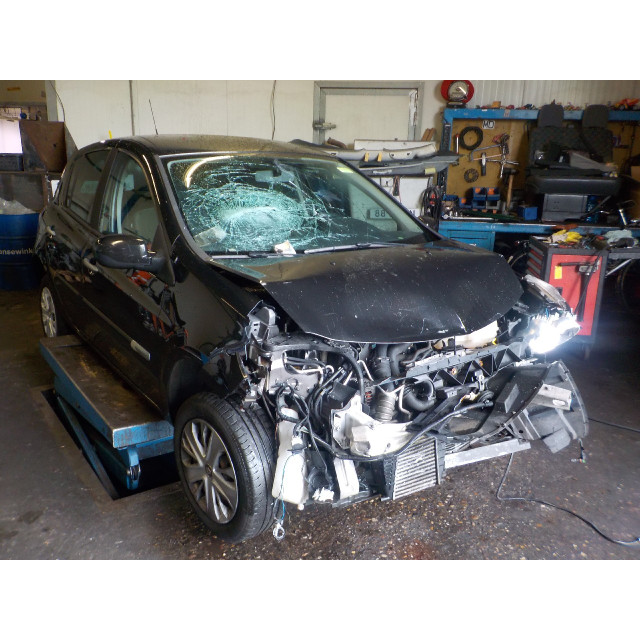 Gearbox manual Renault Clio III (BR/CR) (2010 - 2014) Hatchback 1.5 dCi FAP (K9K-770(K9K-67))