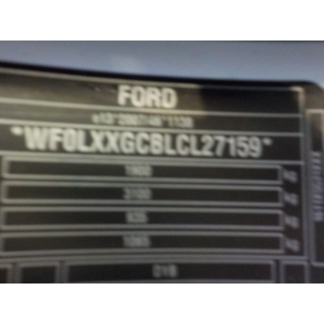 Fuse box Ford Focus 3 Wagon (2012 - 2018) Combi 1.0 Ti-VCT EcoBoost 12V 125 (M1DA(Euro 5))