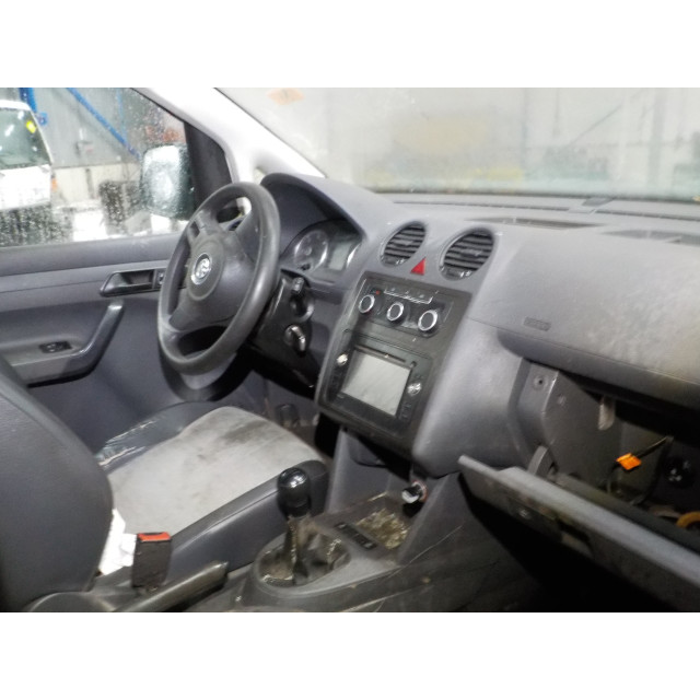 Electric window mechanism front left Volkswagen Caddy III (2KA/2KH/2CA/2CH) (2010 - 2015) Van 1.6 TDI 16V (CAYD)