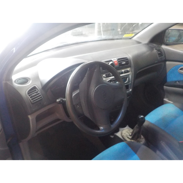 Front windscreen wiper motor Kia Picanto (BA) (2004 - 2011) Hatchback 1.1 12V (G4HG)