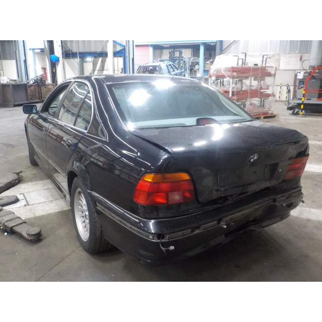 Engine BMW 5 serie (E39) (1995 - 2000) Sedan 523i 24V (M52-B25(256S3))