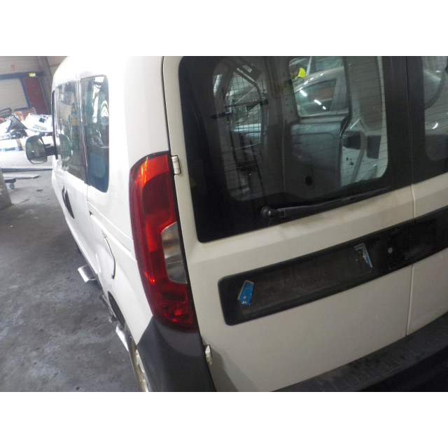 Electric window mechanism front left Fiat Doblo Cargo (263) (2010 - 2022) Van 1.3 D Multijet (199.A.3000)
