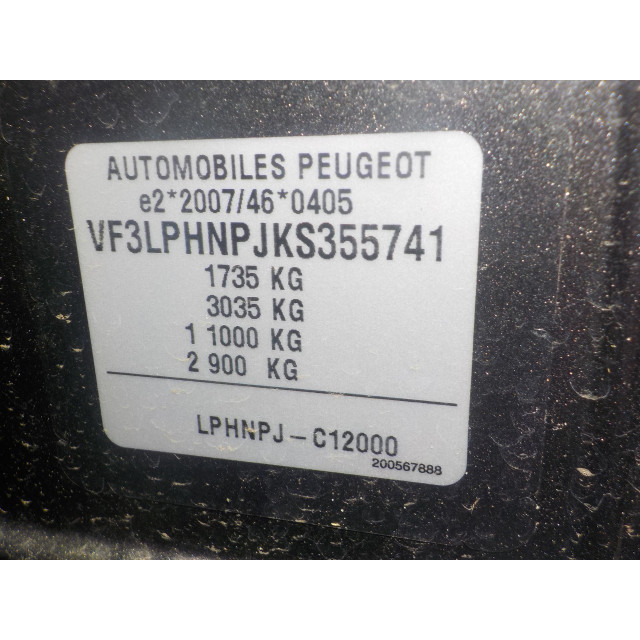 Fuel filler cap Peugeot 308 (L3/L8/LB/LH/LP) (2013 - 2021) Hatchback 5-drs 1.2 12V e-THP PureTech 110 (EB2ADT(HNP))