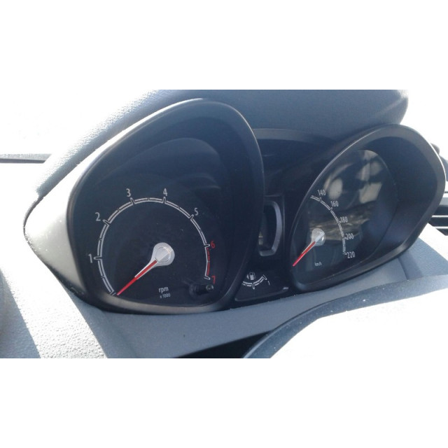 Steering wheel Ford Fiesta 6 (JA8) (2008 - 2017) Hatchback 1.25 16V (STJB(Euro 5))