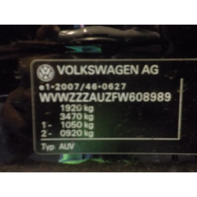 Locking mechanism door electric central locking rear right Volkswagen Golf Sportsvan (AUVS) (2014 - 2021) MPV 1.6 TDI BlueMotion 16V (CXXB)