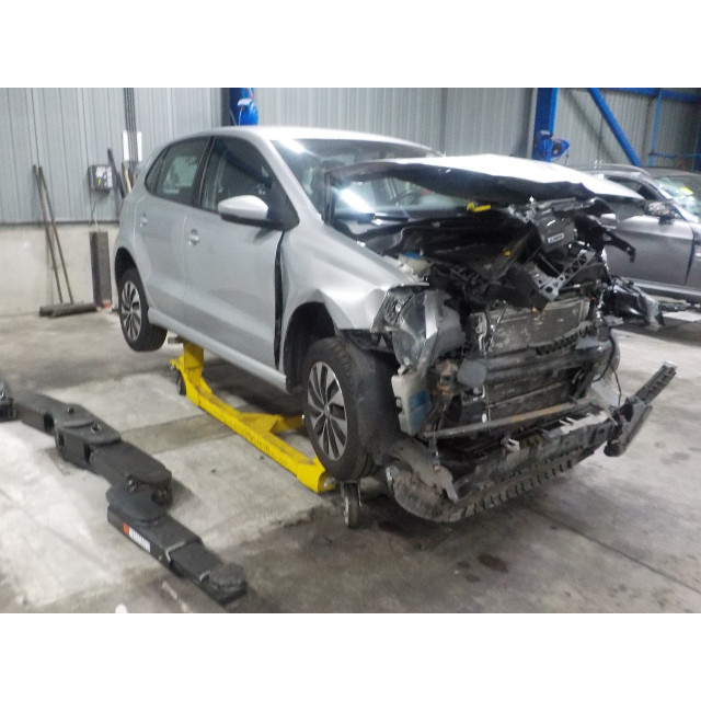 Abs pump Volkswagen Polo V (6R) (2014 - 2017) Hatchback 1.4 TDI (CUSA(Euro 6))