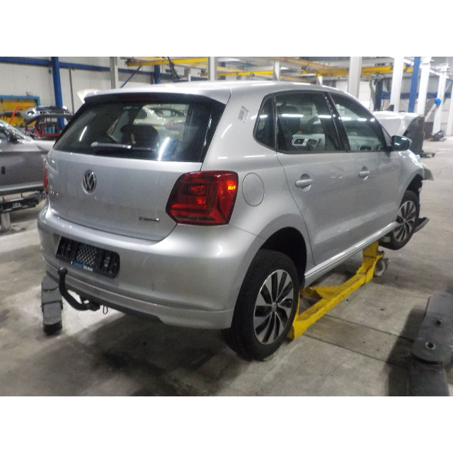 Abs pump Volkswagen Polo V (6R) (2014 - 2017) Hatchback 1.4 TDI (CUSA(Euro 6))