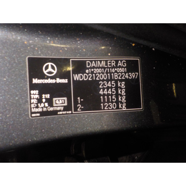 Wiper mechanism front Mercedes-Benz E (W212) (2009 - present) Sedan E-220 CDI 16V BlueEfficiency (OM651.924)