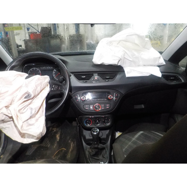 Seatbelt right front Vauxhall / Opel Corsa E (2014 - 2019) Hatchback 1.0 SIDI Turbo 12V (B10XFT(Euro 6))