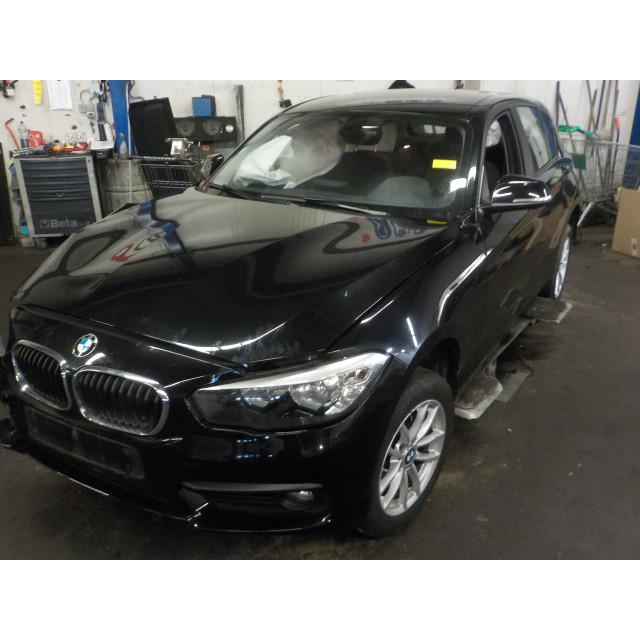 Multimedia control panel BMW 1 serie (F20) (2015 - 2019) Hatchback 5-drs 116d 1.5 12V TwinPower (B37-D15A)