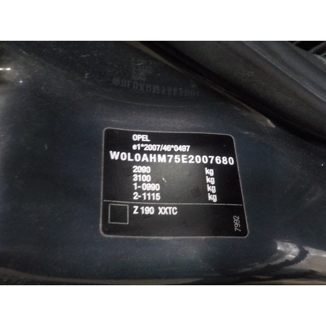 Airbag steering wheel Vauxhall / Opel Zafira (M75) (2008 - 2015) MPV 1.6 16V (A16XER(Euro 5))