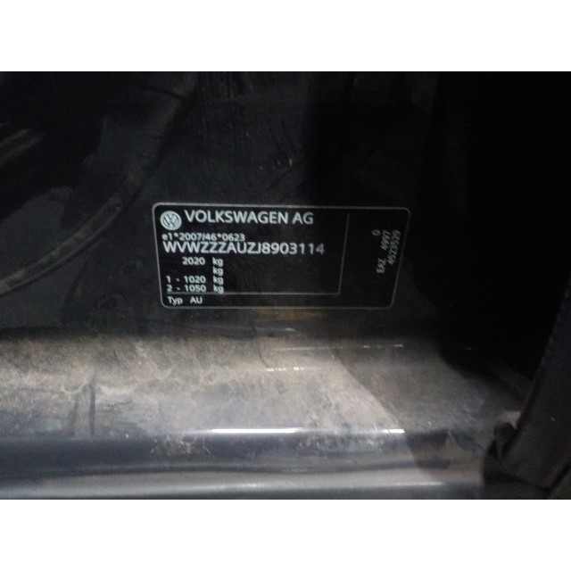 Windscreen washer jets Volkswagen Golf VII (AUA) (2016 - 2021) Hatchback e-Golf (EAZA)