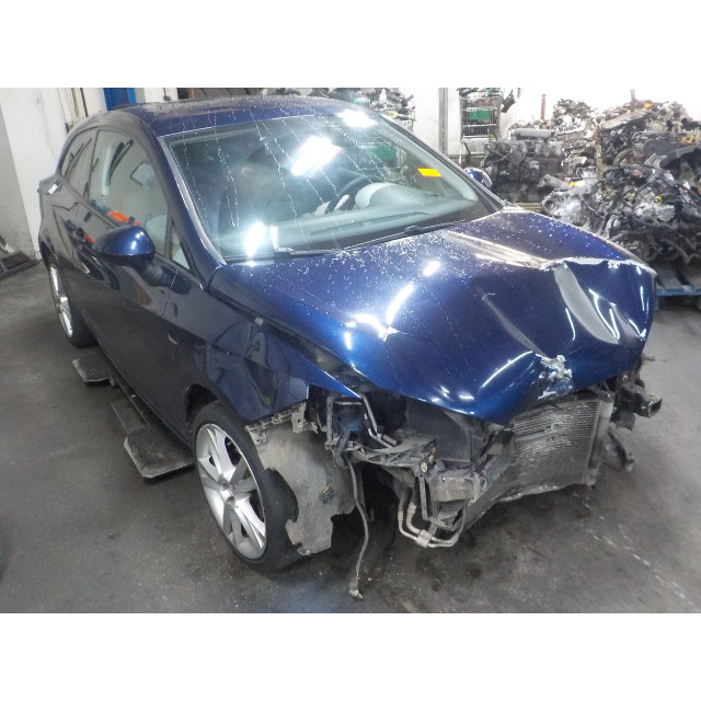 Starter motor Seat Ibiza IV SC (6J1) (2008 - 2015) Hatchback 3-drs 1.4 16V (BXW)