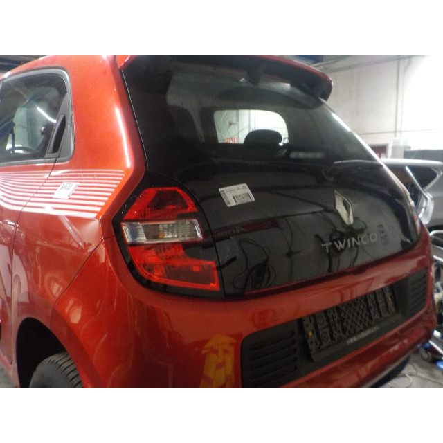 Windscreen washer reservoir front Renault Twingo III (AH) (2014 - present) Hatchback 5-drs 1.0 SCe 70 12V (H4D-400(H4D-A4))