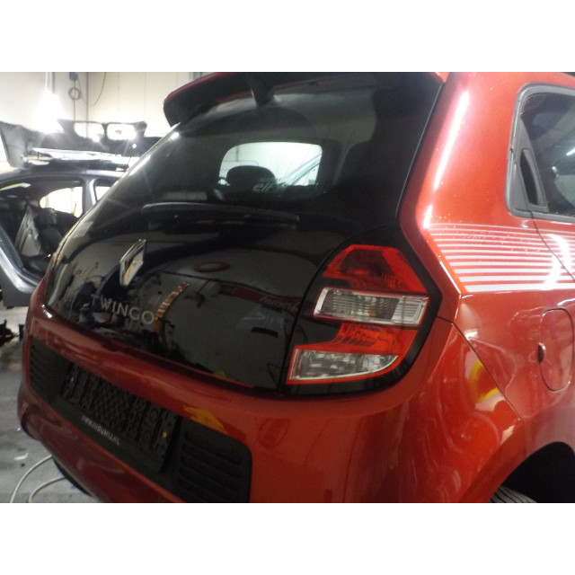 Windscreen washer reservoir front Renault Twingo III (AH) (2014 - present) Hatchback 5-drs 1.0 SCe 70 12V (H4D-400(H4D-A4))