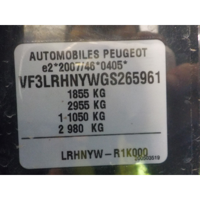 Shock absorber rear right Peugeot 308 SW (L4/L9/LC/LJ/LR) (2014 - 2021) Combi 5-drs 1.2 12V e-THP PureTech 130 (EB2DTS(HNY))