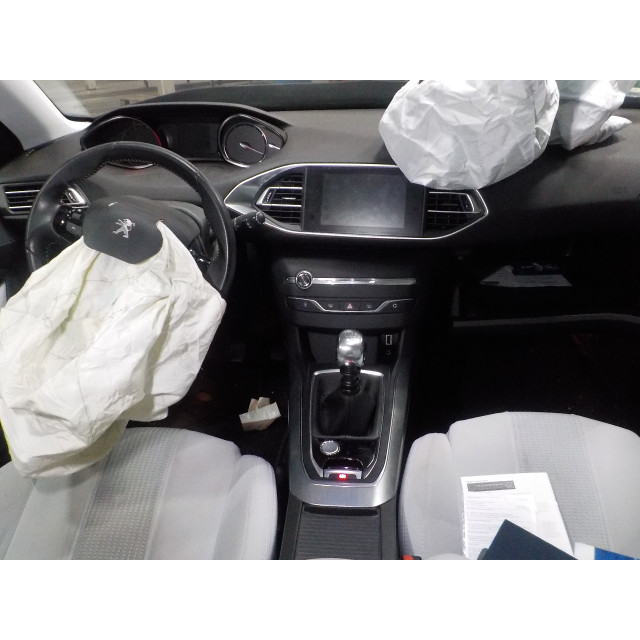 Curtain airbag left Peugeot 308 (L3/L8/LB/LH/LP) (2013 - 2021) Hatchback 5-drs 1.2 12V e-THP PureTech 130 (EB2DTS(HNY))