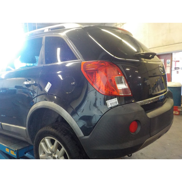Front windscreen wiper motor Vauxhall / Opel Antara (LA6) (2010 - 2015) SUV 2.2 CDTI 16V 4x4 (Z22D1(Euro 4))