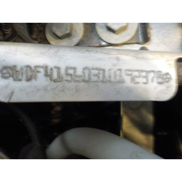 Front edge lock plate Mercedes-Benz Citan (415.6) (2012 - present) Citan Van 1.5 108 CDI (OM607.951)