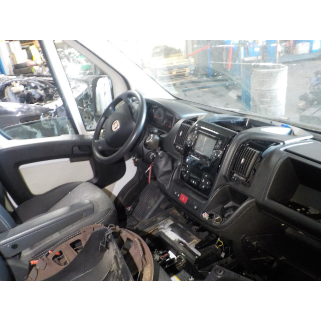 Airbag steering wheel Fiat Ducato (250) (2006 - present) Van 2.3 D 130 Multijet (F1AGL411D(Euro 6))