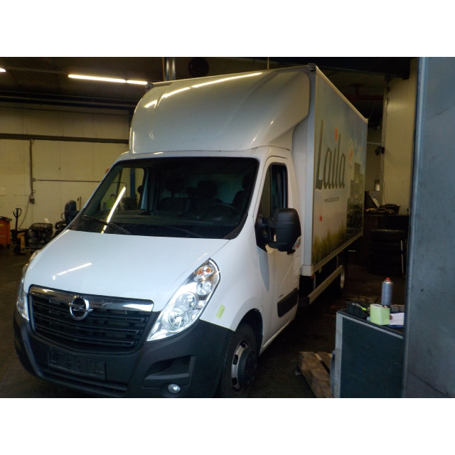 Strut front left Vauxhall / Opel Movano (2014 - present) Chassis-Cabine 2.3 CDTi Biturbo 16V RWD (M9T-700(M9T-A7))