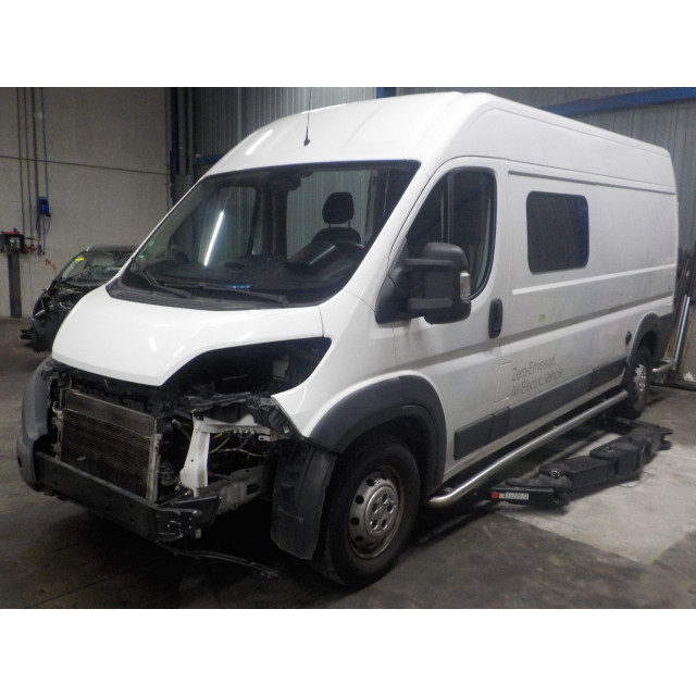 Front end Fiat Ducato (250) (2006 - 2010) Ch.Cab/Pick-up 2.3 D 120 Multijet (F1AE0481D)