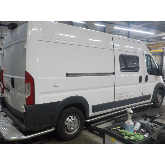 Front end Fiat Ducato (250) (2006 - 2010) Ch.Cab/Pick-up 2.3 D 120 Multijet (F1AE0481D)