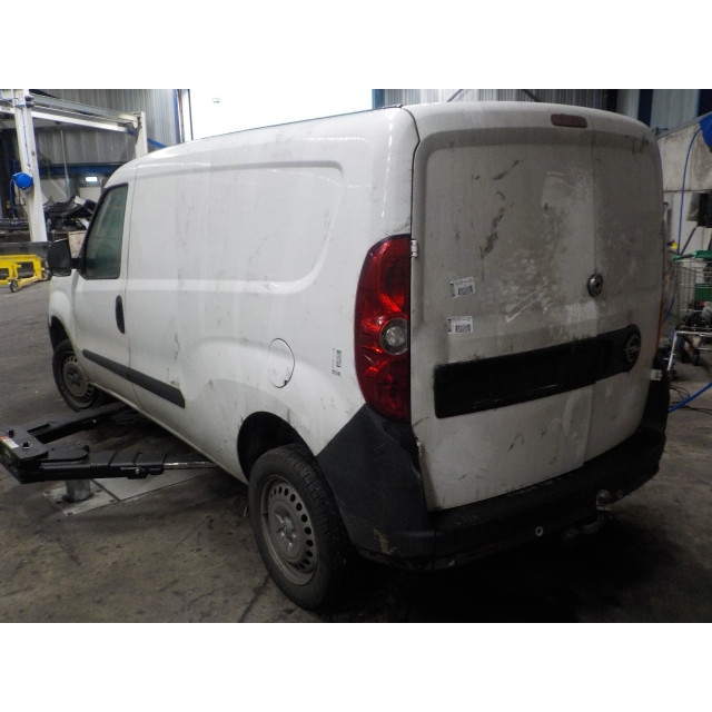 Locking mechanism door electric central locking front right Vauxhall / Opel Combo (2012 - present) Van 1.6 CDTI 16V (A16FDH)