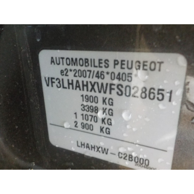 Control unit navigation Peugeot 308 (L3/L8/LB/LH/LP) (2013 - 2021) Hatchback 5-drs 2.0 BlueHDi 150 16V (DW10FD(AHX))
