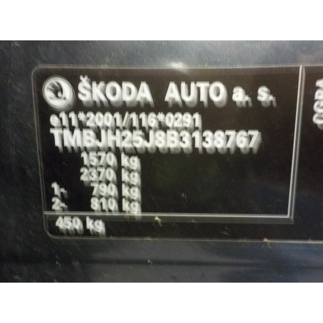Outside mirror right electric Skoda Fabia II Combi (2007 - 2014) Combi 5-drs 1.2i 12V (CGPA)