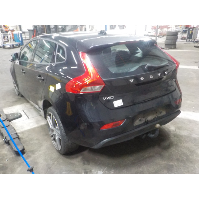 Gas strut set rear Volvo V40 (MV) (2015 - 2019) 2.0 D2 16V (D4204T8(Euro 6b))
