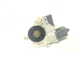 Electric window motor rear right Peugeot 407 SW (6E) (2004 - 2010) Combi 2.0 HDiF 16V (DW10BTED4(RHR))