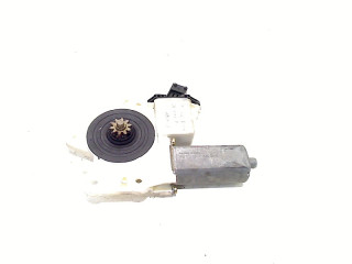 Electric window motor front left Vauxhall / Opel Vectra C GTS (2002 - 2006) Hatchback 5-drs 2.2 DTI 16V (Y22DTR(Euro 3))