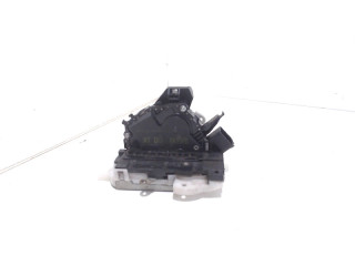 Locking mechanism door electric central locking front right Ford Mondeo III Wagon (2004 - 2007) Combi 2.2 TDCi 16V (QJBA)