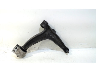 Suspension arm front right Vauxhall / Opel Vectra C GTS (2003 - 2008) Hatchback 5-drs 2.2 DIG 16V (Z22YH(Euro 4))