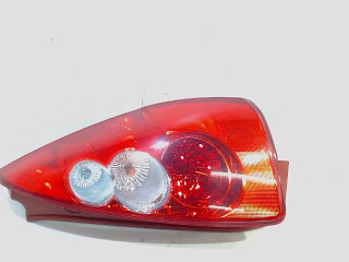 Tail light body right Mazda 5 (CR19) (2005 - 2010) MPV 1.8i 16V (L823)