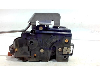 Locking mechanism door electric central locking front right Audi A3 (8P1) (2003 - 2008) Hatchback 3-drs 2.0 16V FSI (AXW)