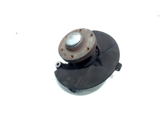 Hub front right Iveco New Daily V (2011 - 2014) Chassis-Cabine 26L11, 26L11D, 35C11D, 35S11, 40C11 (F1AE3481A(Euro 5))