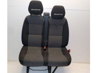 Right front seat Fiat Ducato (250) (2011 - present) Bus 2.3 D 130 Multijet (F1AE0481N(Euro 2))