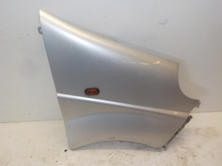 Front wing right Renault Trafic New (FL) (2006 - present) Van 2.0 dCi 16V 90 (M9R-780)