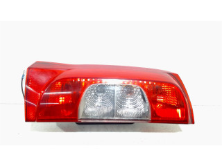Taillight outside left Peugeot Bipper (AA) (2008 - present) Van 1.4 HDi (DV4TED(8HS))