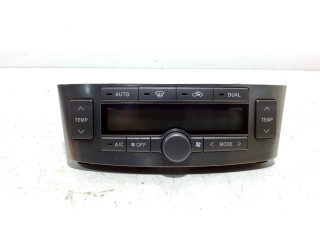 Heater control panel Toyota Avensis Wagon (T25/B1E) (2005 - 2008) Combi 2.2 D-4D 16V D-CAT (2AD-FHV)