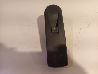 Window switch front right Renault Captur (2R) (2016 - present) SUV 1.2 TCE 16V EDC (H5F-412(H5F-G4))