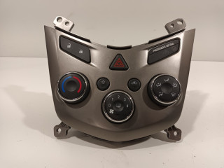 Heater control panel Daewoo/Chevrolet Aveo (2011 - 2015) Hatchback 1.4 16V (A14XER)