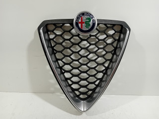 Grille Alfa Romeo Stelvio (949) (2016 - present) SUV 2.0 T 16V Veloce Q4 (55273835)