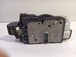 Locking mechanism door electric central locking rear left Volvo V40 (MV) (2015 - 2019) 2.0 D2 16V (D4204T8(Euro 6b))