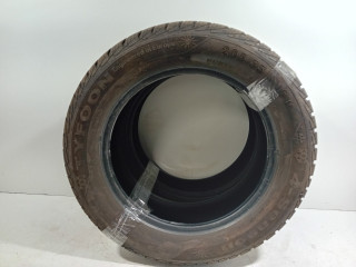 Tyre set 2 piece Winter 205/55 R16 tyfoon Winter
