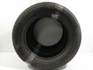 Tyre set 2 piece Zomer 205/60 R16 uniroyal Zomer